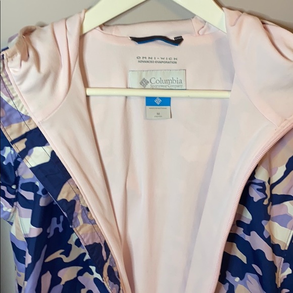 Columbia Jacket and O’Neill pull over - Picture 4 of 10